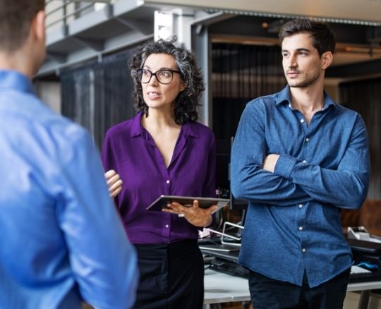 5 Manfaat Persuasive Communication untuk Profesional