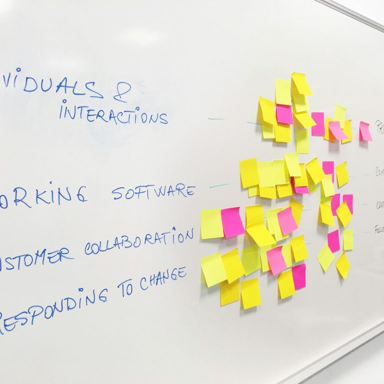 Agile and Strategic Management di Era Disrupsi
